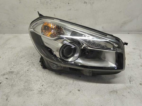 PHARE DROIT NISSAN - Vue 1